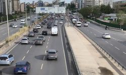 İstanbul'da haftanın ilk günü trafik kilitlendi!