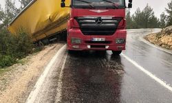 Mersin’de Feci Kaza: Otomobil Sürücüsü Hayatını Kaybetti