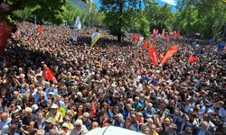 45 CHP Milletvekili Özgür Özel’in Ankara Mitinginde Yer Aldı