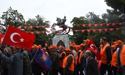 Samsun’da 1 Mayıs Coşkusu: Binler Cumhuriyet Meydanı’nda Buluştu