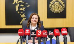 Özgür Özel Kürsüde, Burcu Köksal AK Parti Yolunda!