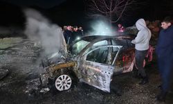 Seyir Halindeki Otomobil Alevlere Teslim Oldu