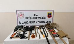 Eskişehir'de izinsiz kazı yapanlar yakalandı