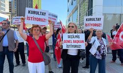 CHP Genel Merkezi Önünde Kurultay Çağrısı!