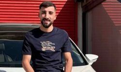 Evinde silahla vurulmuş halde bulundu