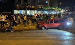 Kavşakta otomobille çarpışan motosikletli ağır yaralandı
