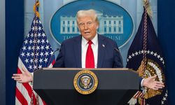 Trump: İran Askeri Olarak Tamamen Yenildi