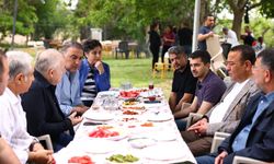Güner, Bahar Şenliğinde Hemşehrileriyle Buluştu