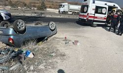 Eskişehir'de takla atan taksideki 2 yolcu yaralandı