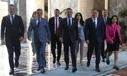 Grup Başkanvekillerini kim seçecek?