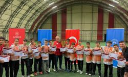 Ankara'da Çifte Zafer: Hacı Bayram Veli Spor Ortaokulu Namağlup Türkiye Şampiyonu!