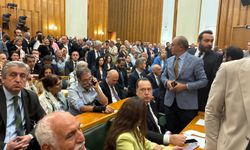 "Ayrılık yok, mücadeleye devam!"