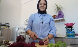 Anneannesinden Öğrendi, Mesleğe Dönüştürdü