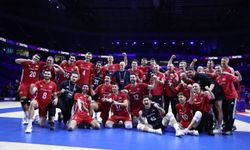 A Milli Erkek Voleybol Takımı'ndan Belgrad'da Büyük Zafer