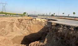 Batman'da yol çöktü