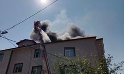 Bolu'da apartmanın çatısı alev alev yandı