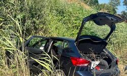 Bursa'da otomobil sulama kanalına devrildi