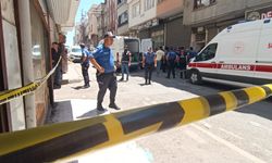 Cezaevinden çıktı, eski eşini öldürdü