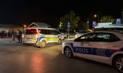 Dur ihtarına uymadı, bekçiye çarparak yaraladı