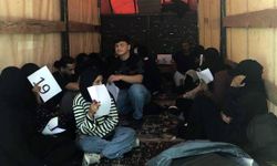 Edirne'de kamyonette 20 kaçak göçmen yakalandı