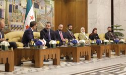 Emmanuel Macron'dan Suriye'ye tarihi ziyaret!