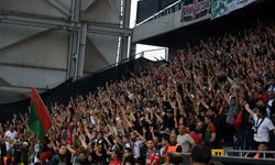 Karşıyaka sezona Altay derbisiyle başlıyor