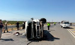 Tarım işçilerini taşıyan minibüs devrildi