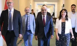 DEM Parti'nin İmralı Heyeti 5 Saatlik Görüşmenin Ardından Döndü