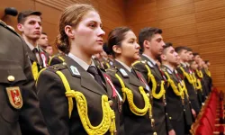 Bando Astsubay Meslek Yüksekokulu'nun İlk Kadın Öğrencileri Tarihe Geçti