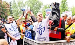 “Maaşlar cebe girmeden eriyor”