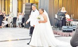 Demiryürek ve Karakuş ailelerinin mutlu günü