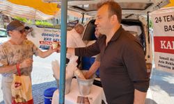 İzmir’de Gazeteciler Günü’nde Bozdağ Kar Helvası İkramı