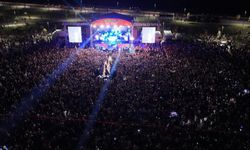 Erkal Sonel, Sincan Yaz Konserleri'nde sahne aldı