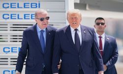 Erdoğan, Trump ile Kol Kola!