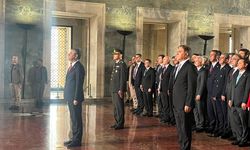 YENİ Parti'nin İlk Durağı Anıtkabir!