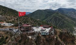 Gümüşhane'deki cam seyir terası 67 bin ziyaretçi ağırladı