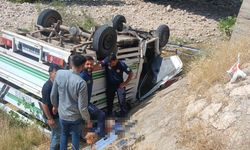 Adıyaman’da kamyonet şarampole yuvarlandı: 73 yaşındaki sürücü hayatını kaybetti