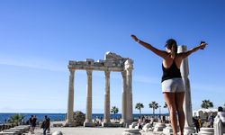Antalya'ya 7 Ayda 8,3 Milyon Turist Geldi