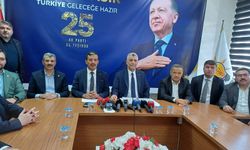 Bakan Bolat: "Bizim Belediyelerimizin Aklı Fikrinde Fırıldak, Film Yoktur"