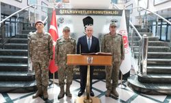 Bakan Güler, bordo berelilerin mezuniyet törenine gitti!