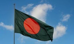 Bangladeş'te yolcu otobüsleri çarpıştı