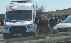 Büyükçekmece TEM Otoyolu'nda otomobile çarpan motosikletli öldü