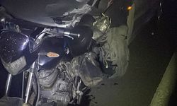 Edirne'de otomobil motosiklete çarptı, yaralılar var!