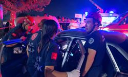 İnegöl’de Otomobil Alt Geçidin Koruma Demirlerini Yıktı: Sürücü Yaralandı