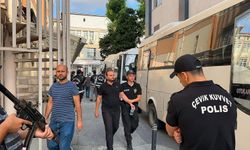 Kuşadası Belediyesi'ne yönelik soruşturmada 16 şüpheli adliyede!