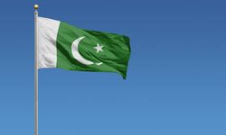 Pakistan'da hastanenin yenidoğan servisinde yangın!