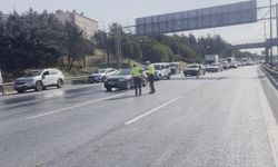Sultangazi’de TEM Otoyolu’nda zincirleme kaza: 10 araç birbirine girdi