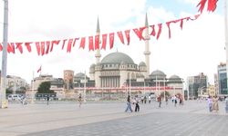 Taksim Camisi'nde mevlit okundu
