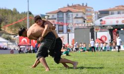 Keçiören'de Karakucak Güreşi Çoşkusu!