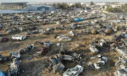 Hatay’da depremde enkazdan çıkarılan araçlar sahiplerine teslim edildi